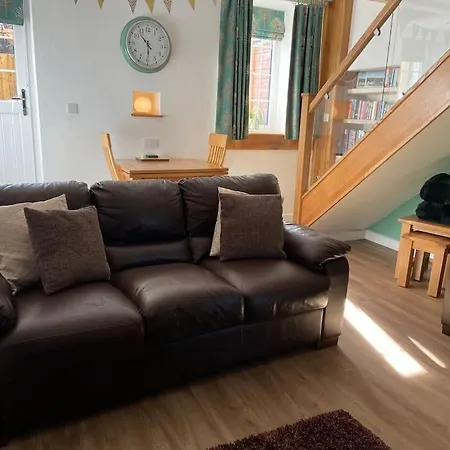 Rural 5* Rookby Cottage, With Large Hot Tub *