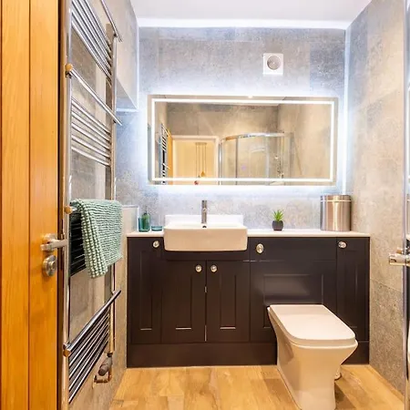 Rural 5* Rookby Cottage, With Large Hot Tub