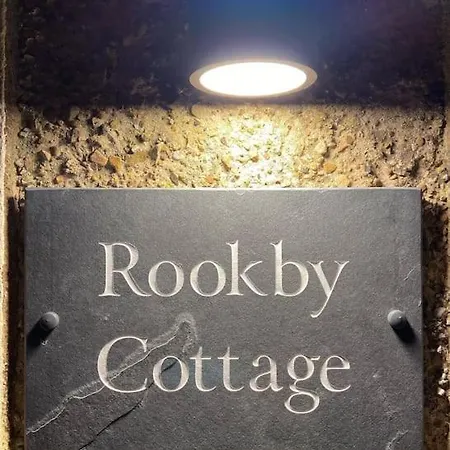 Rural 5* Rookby Cottage, With Large Hot Tub Apartment *
