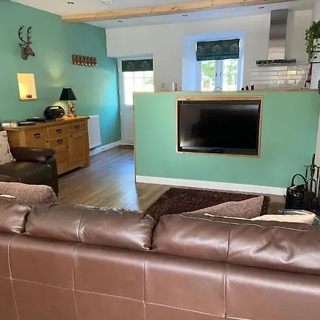 Rural 5* Rookby Cottage, With Large Hot Tub *